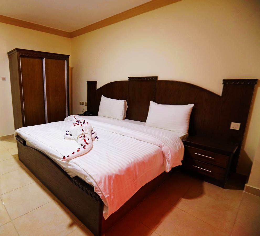 Jordan Flower Hotel Aqaba Exterior photo
